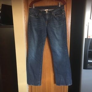 Women’s lucky brand jeans
